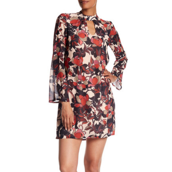 trapeze cocktail dress with sleeves
